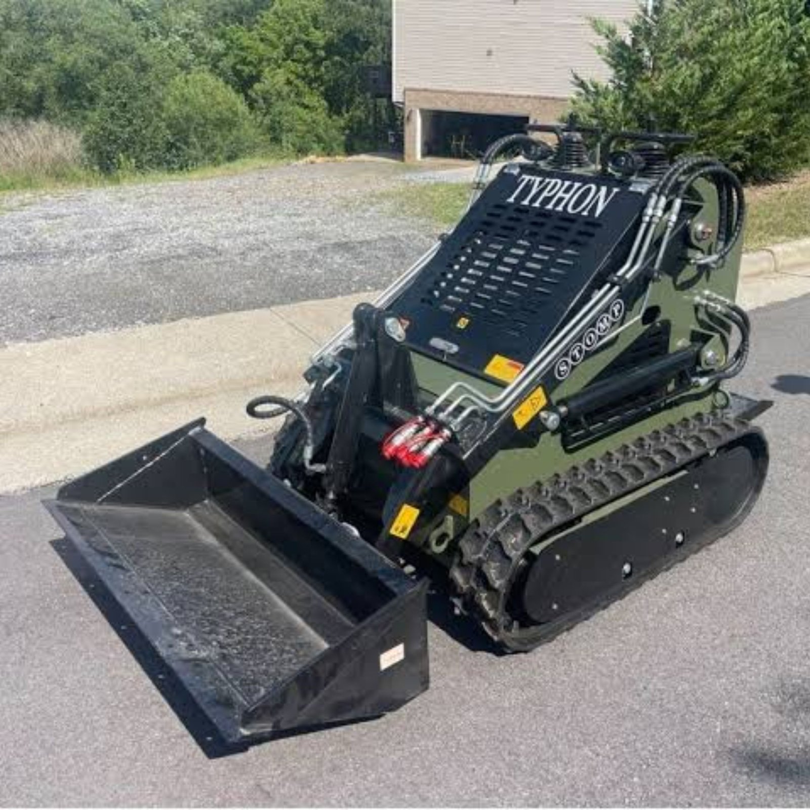SkidSteers On-Site Operator Handover