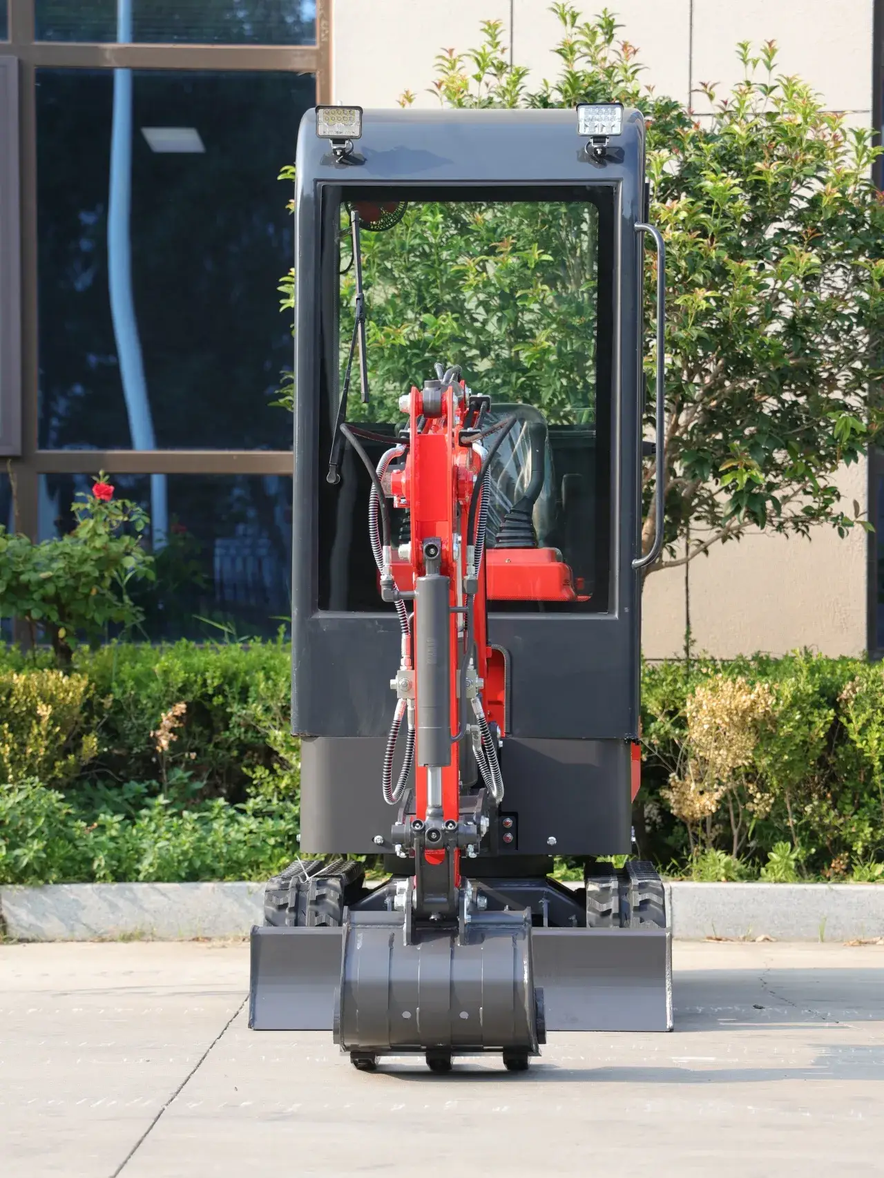 TYPHON TERROR ONE Cabin 1.1 Ton