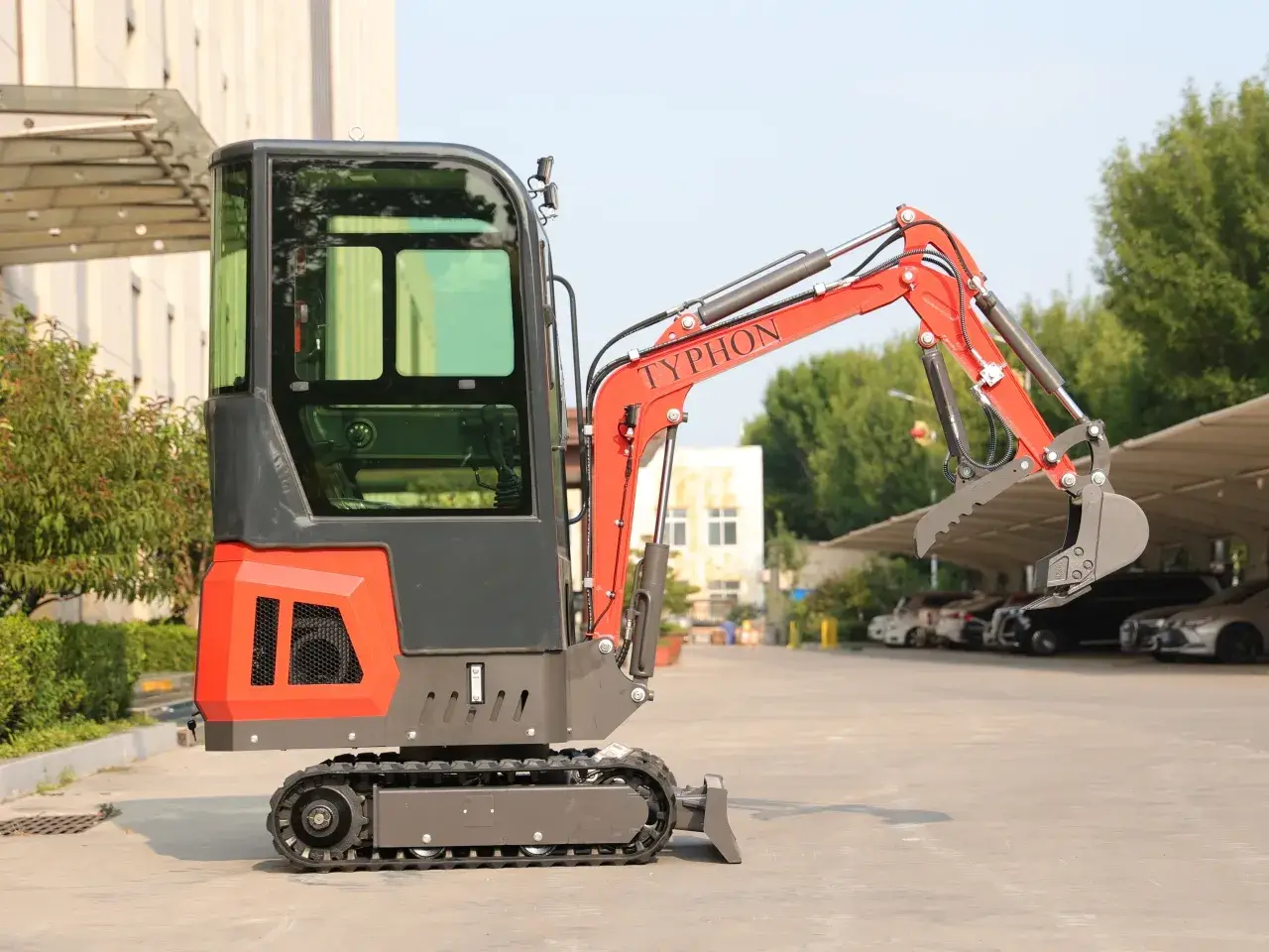 TYPHON TERROR ONE Cabin 1.1 Ton