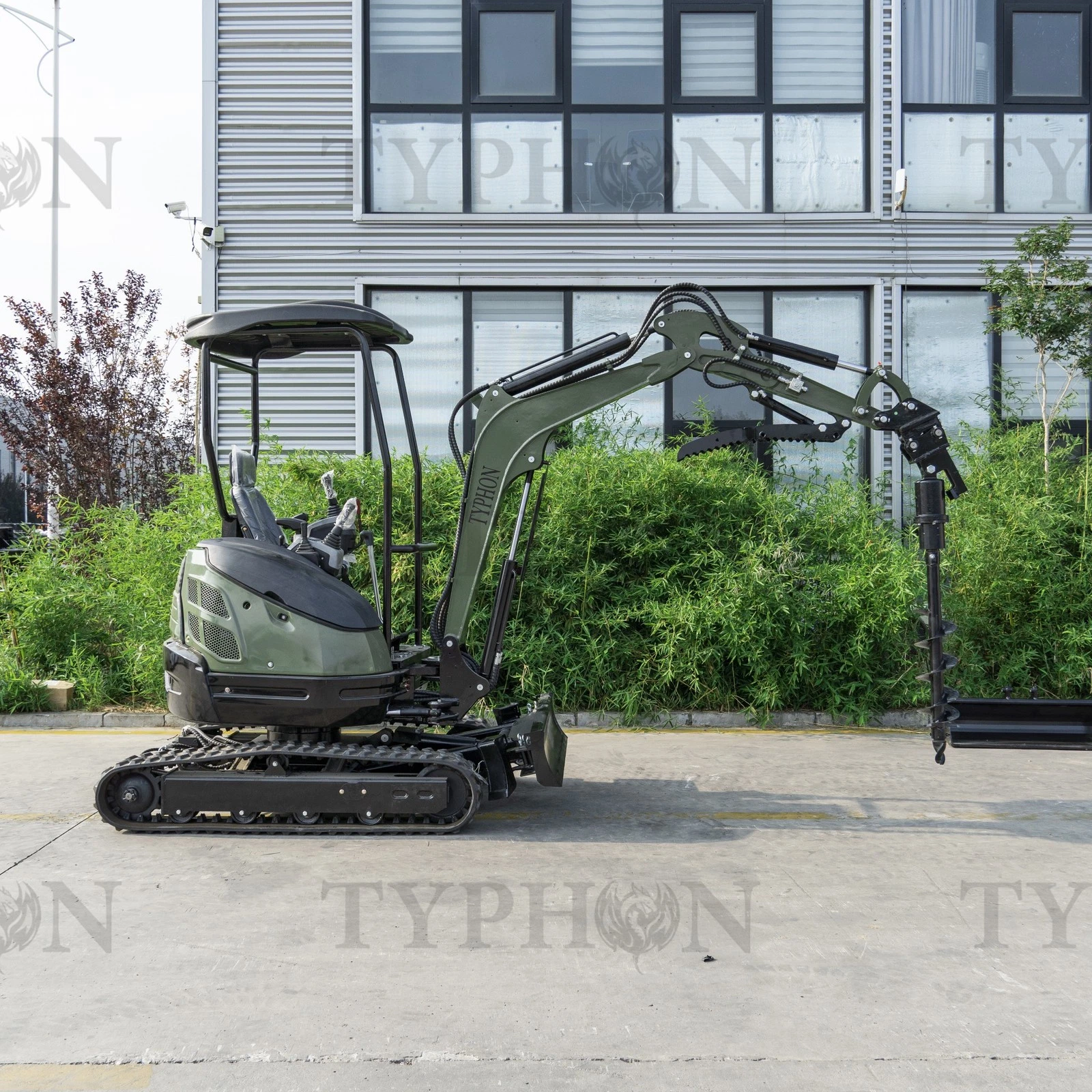 Mini Excavator 7.9in Auger Attachment