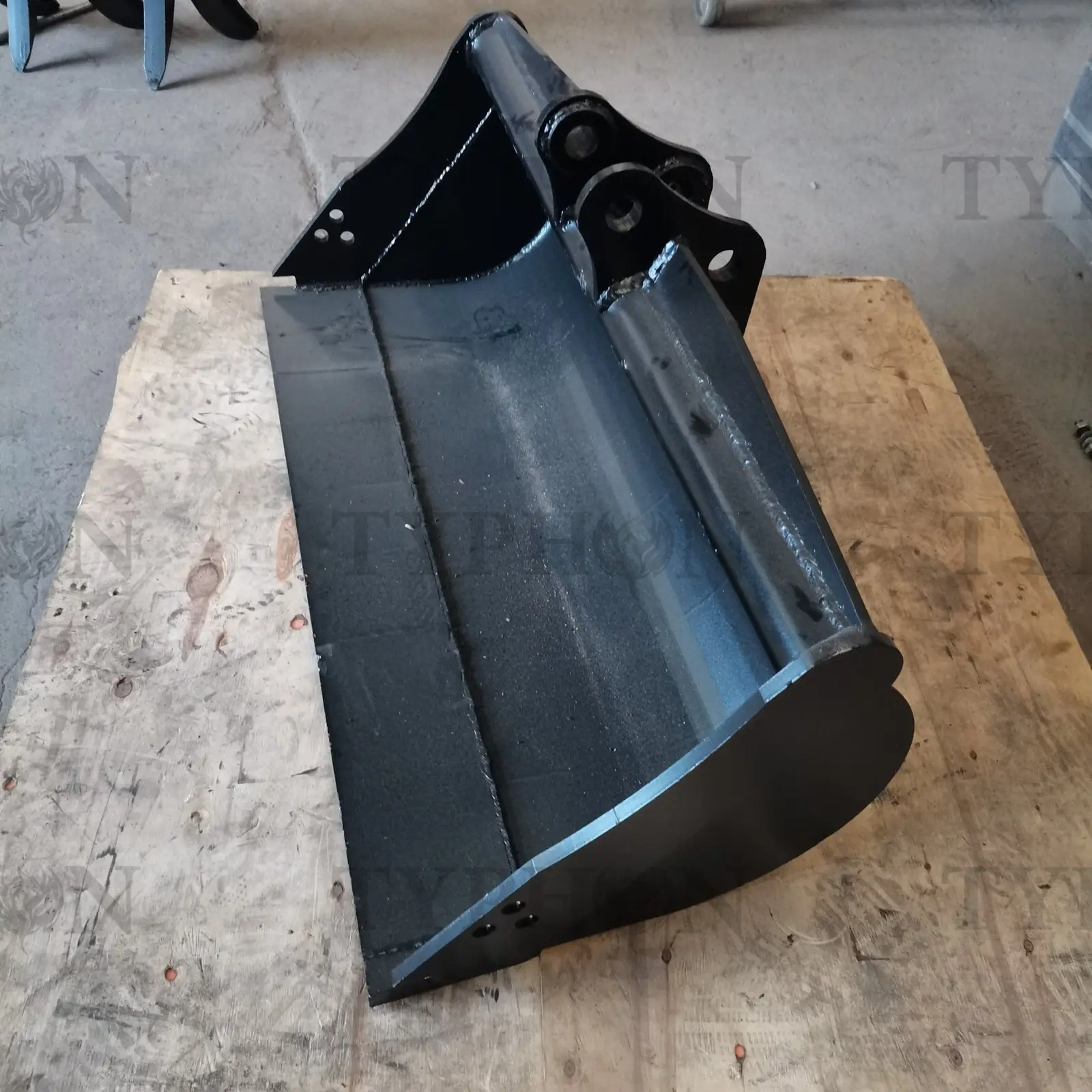TERROR X2 PRO 1000mm Tilt Bucket
