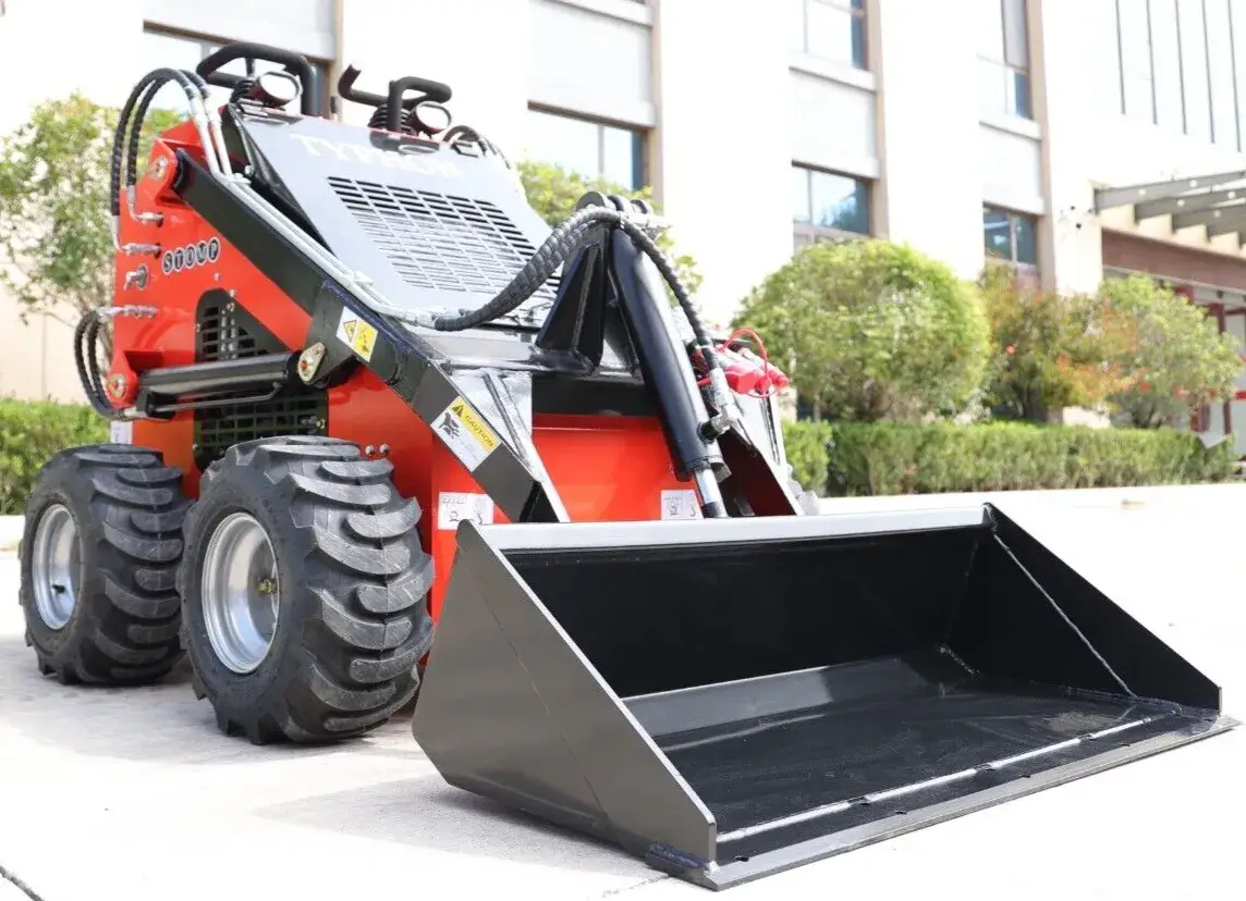 Mini Skid Steer 22.1HP Gas Loader