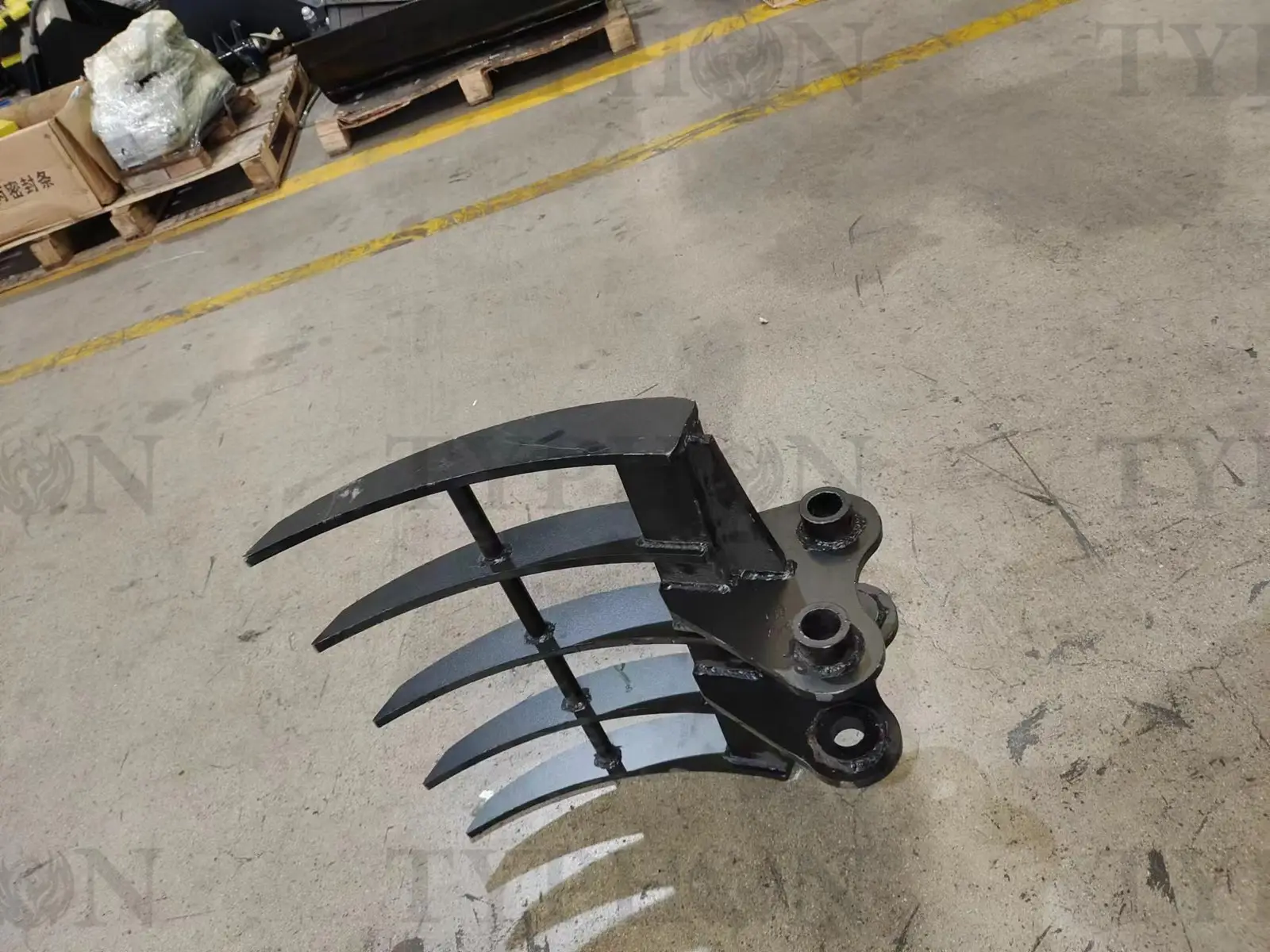 TERROR X2 PRO 22in Excavator Rake
