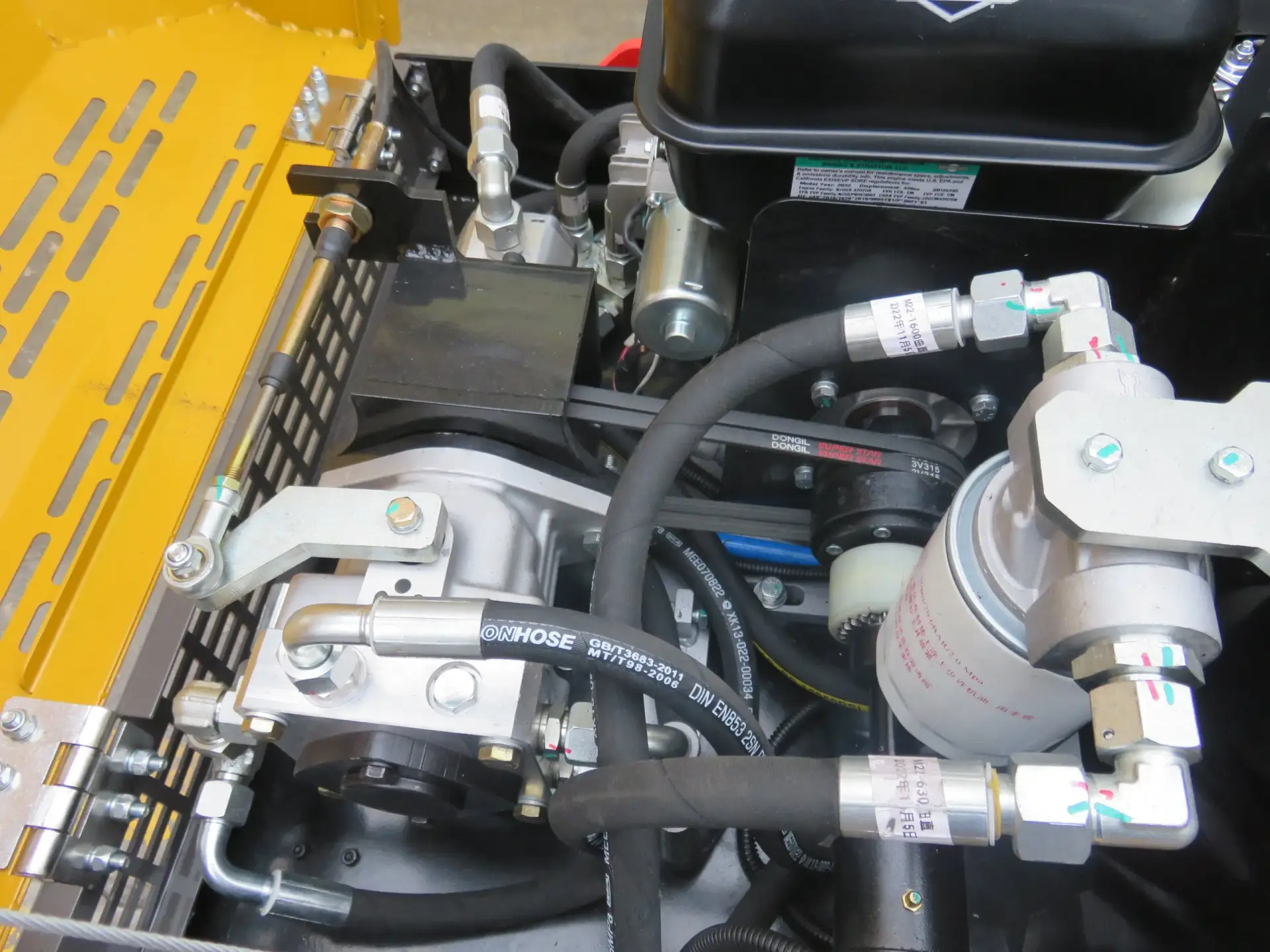 TYPHON FURY 1 Ton Asphalt Roller