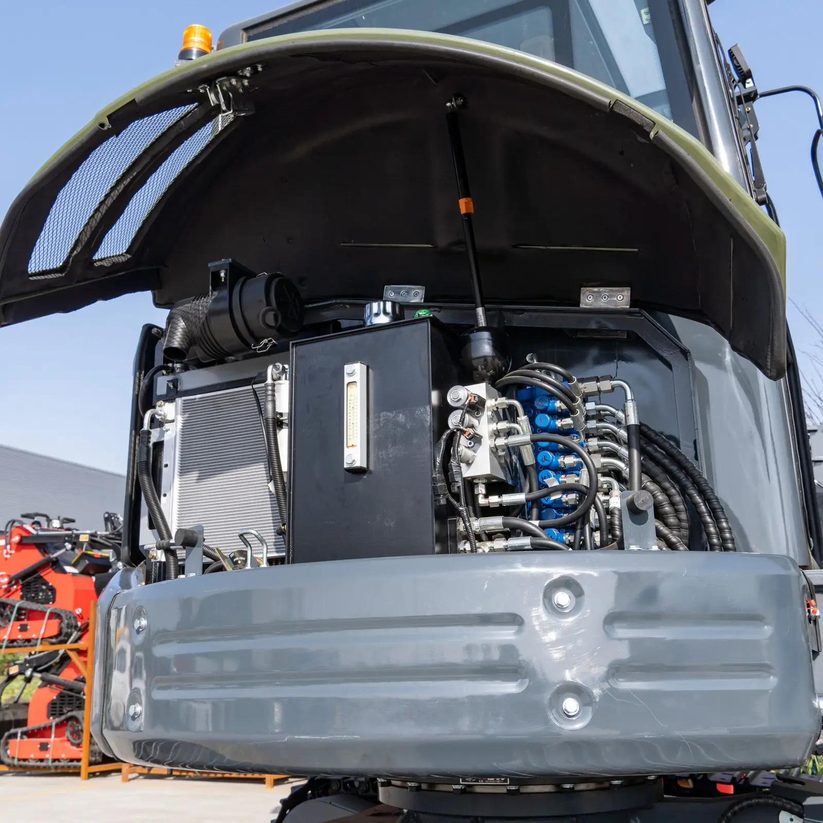 TYPHON KUVUO 4 Ton Cabin Excavator
