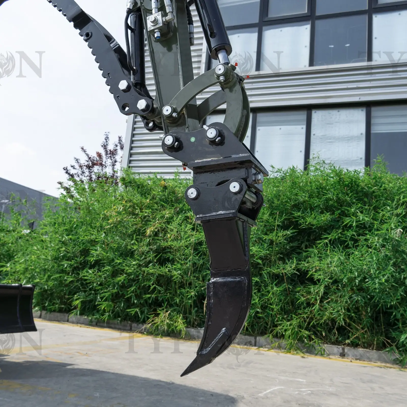 TYPHON Mini Excavator Ripper Hook