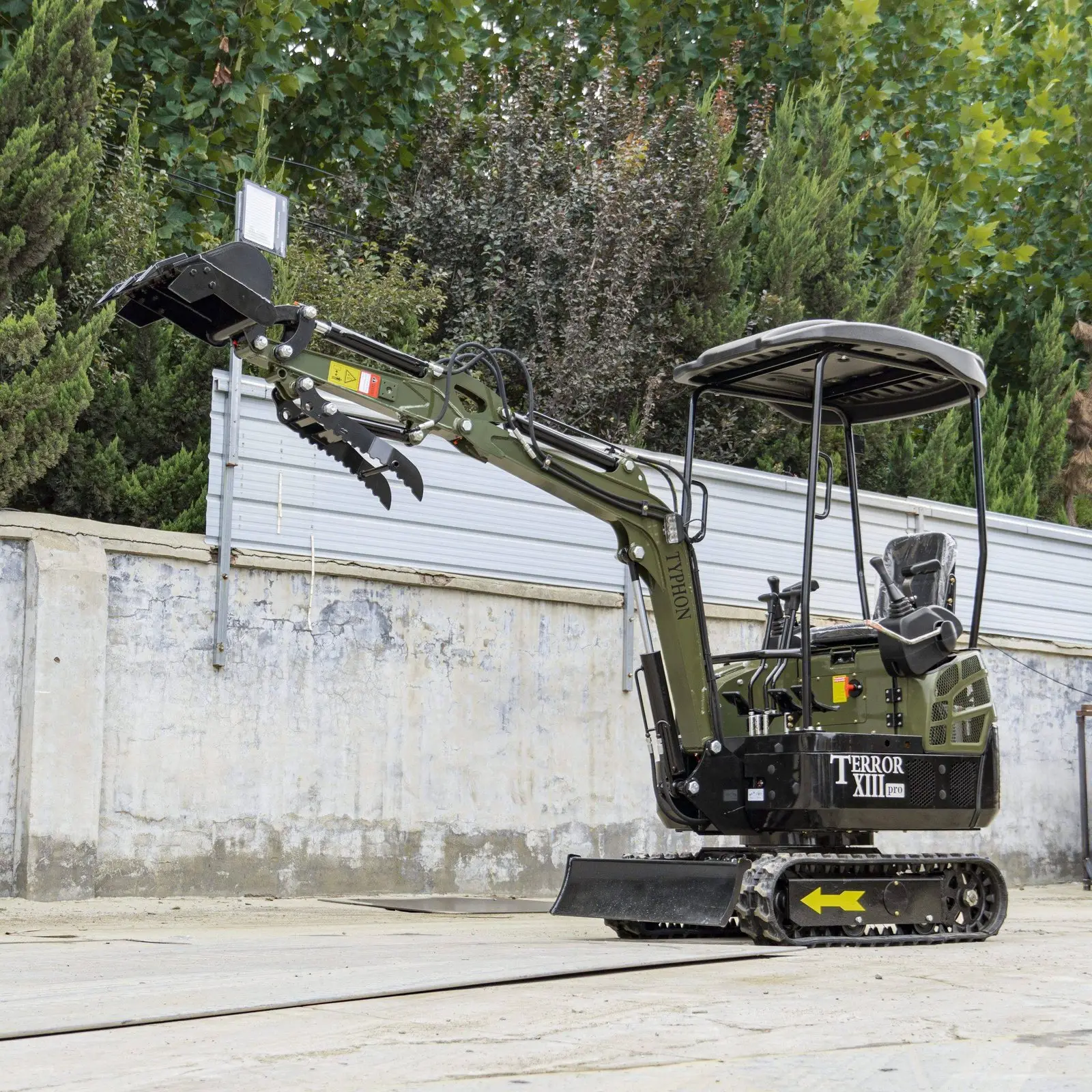 TYPHON TERROR XIII PRO STORM 1.3 Ton