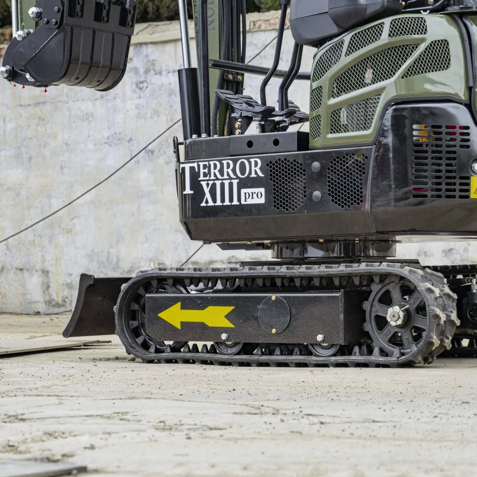 TYPHON TERROR XIII PRO STORM 1.3 Ton
