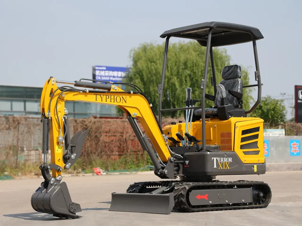TYPHON TERROR XIX STORM 1.8 Ton