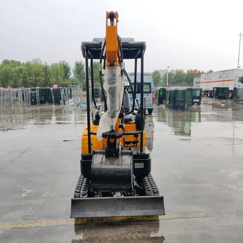 TYPHON TERROR XVIII 4000 lb Excavator