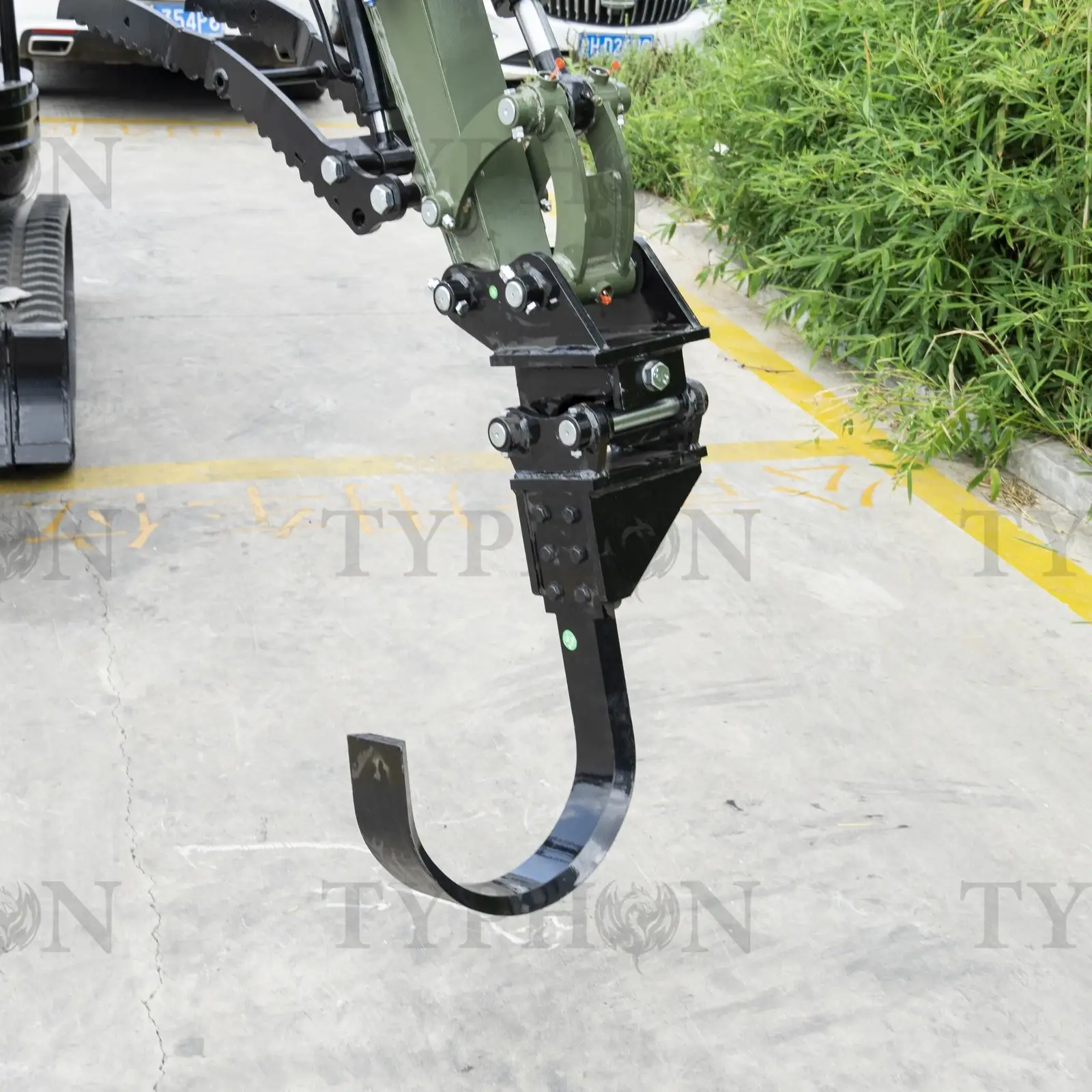 Mini Excavator Tree Digging Blade