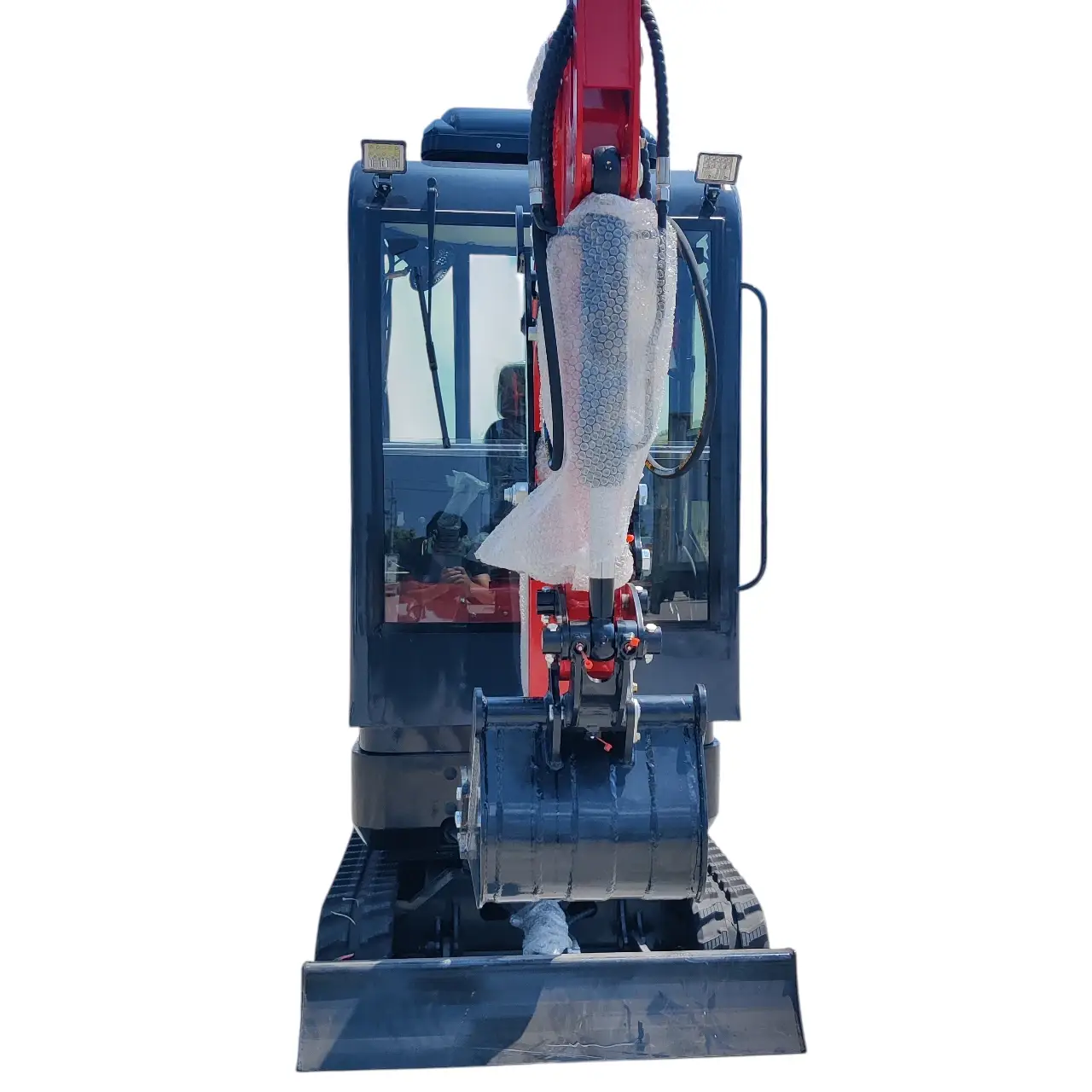 TYPHON TERROR XVIII Prestige 2 Ton Mini Excavator, KUBOTA Diesel Engine USA
